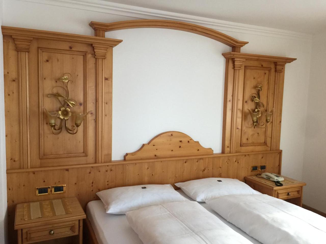 Hotel La Montanina Селва ди Вал Гардена Екстериор снимка